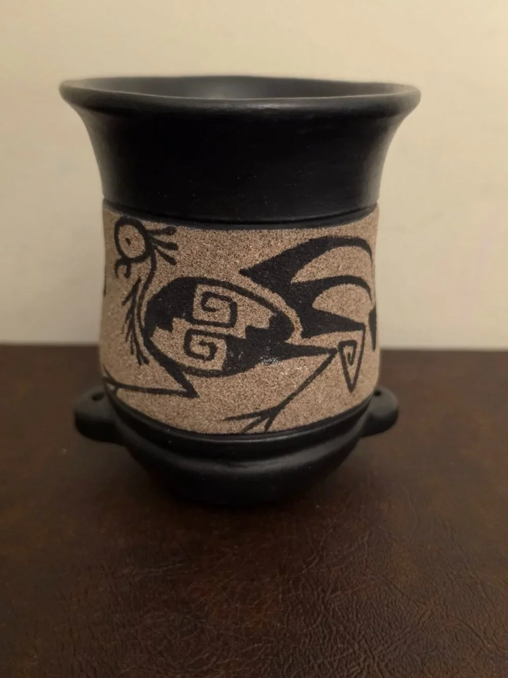 Mexican ceramic vase with petroglyphs (Preowned)